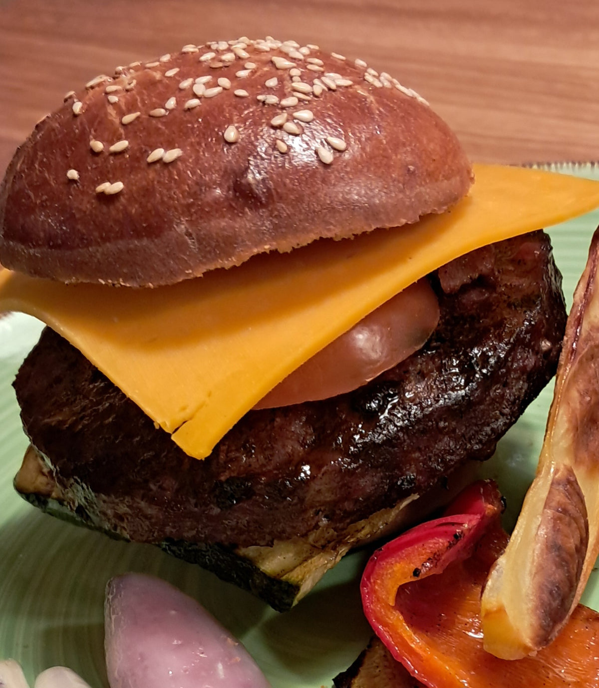 Burgerpatties gewürzt, gefroren